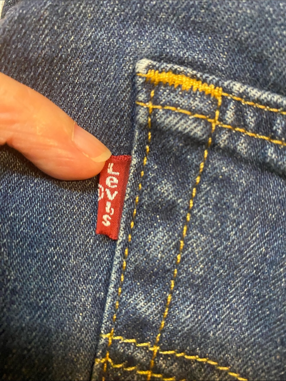Levi's Jeans 511 Straight Leg in Dark Blue - Picture 3 of 7